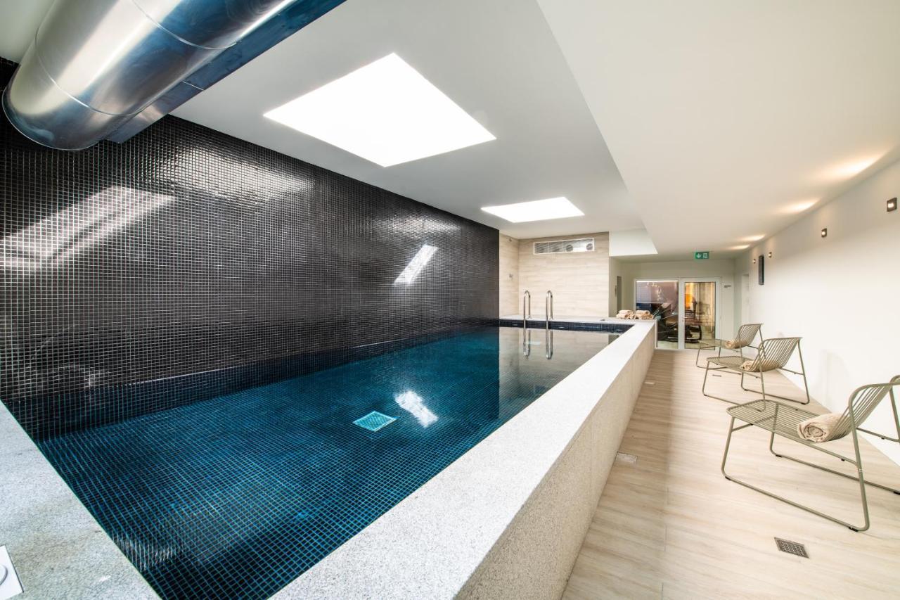 Pestana Douro Riverside - Preferred Hotels & Resorts, Lifestyle Valbom  Екстер'єр фото The swimming pool at The Dorchester