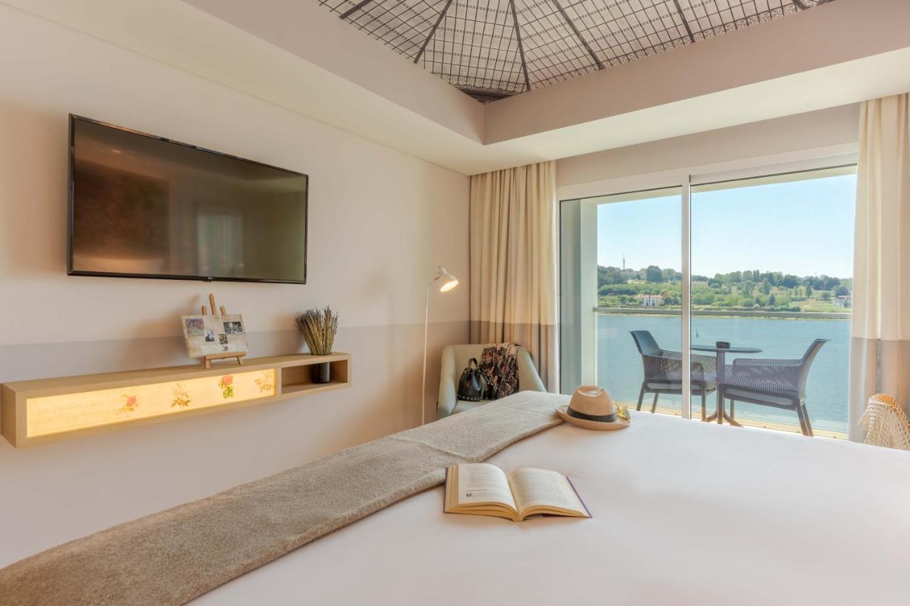 Pestana Douro Riverside - Preferred Hotels & Resorts, Lifestyle Valbom  Екстер'єр фото A room at the hotel
