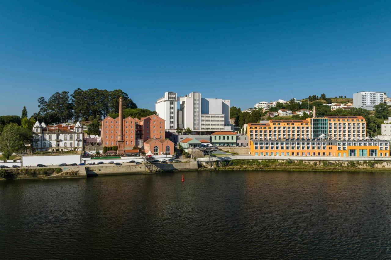 Pestana Douro Riverside - Preferred Hotels & Resorts, Lifestyle Valbom  Екстер'єр фото The campus of the University of Vigo, in Pontevedra.
