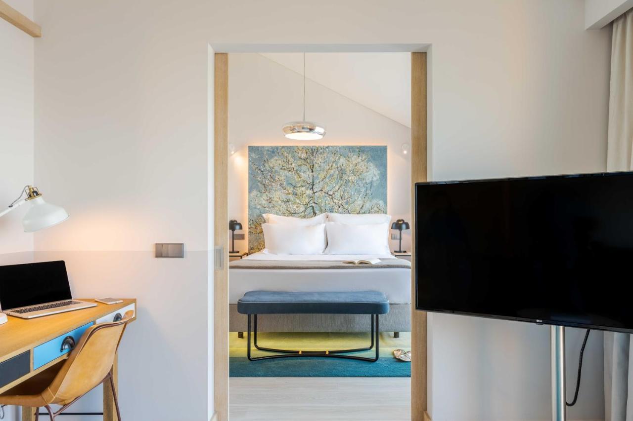 Pestana Douro Riverside - Preferred Hotels & Resorts, Lifestyle Valbom  Екстер'єр фото A room at the hotel